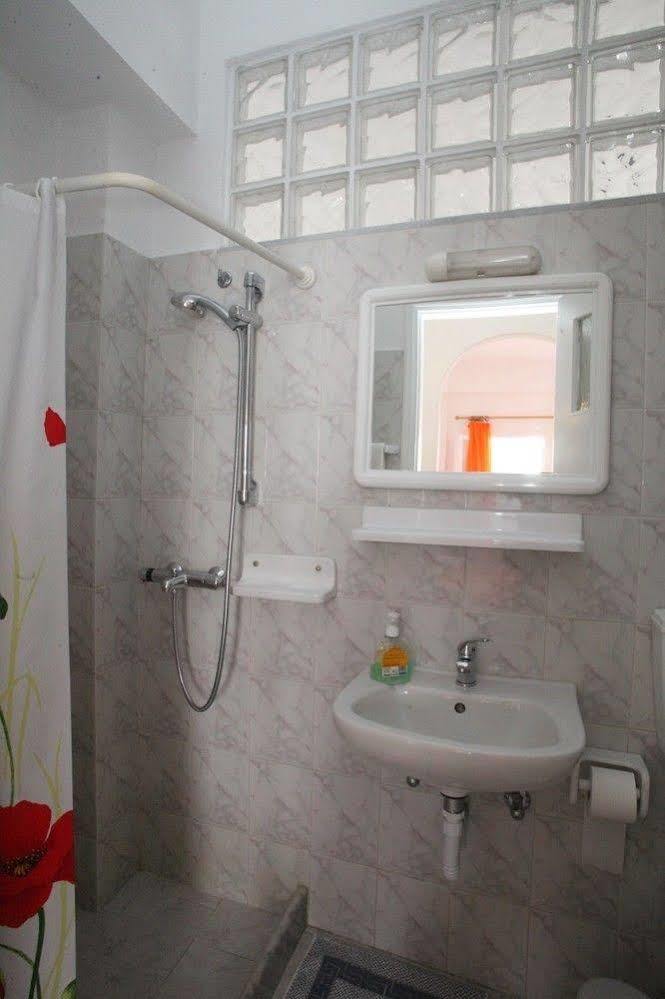 Afroditi Syros Ermoúpoli Extérieur photo