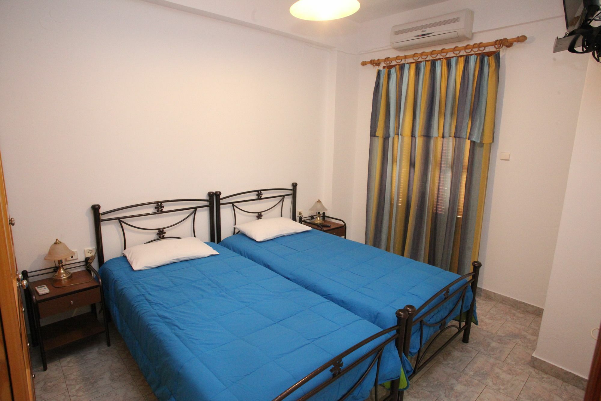 Afroditi Syros Ermoúpoli Extérieur photo